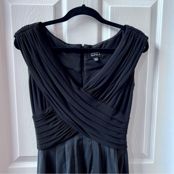 ⭐️ Adrianna Papell Women's Black Satiny Fit & Flare Pleated Cocktail Party Dress - Picture 8 of 12